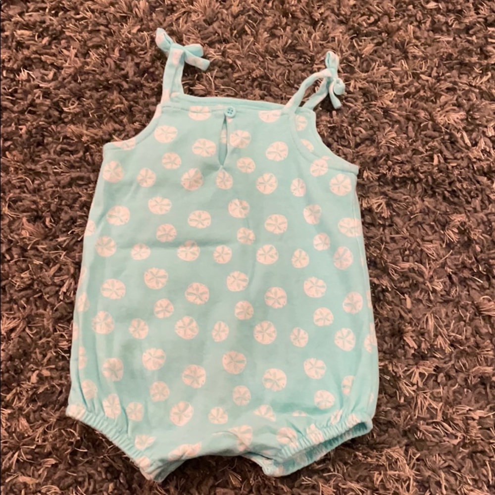 4 Adorable Rompers bundle - Picture 9 of 9